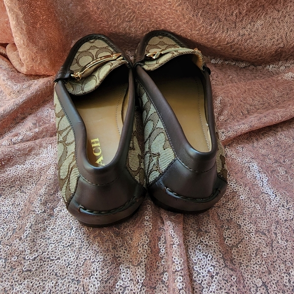 Coach Olive Loafers - Picture 4 of 7